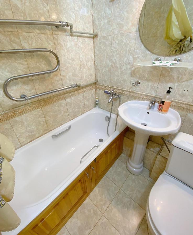 Апартаменты Аэропорт Almaty Luaran gambar